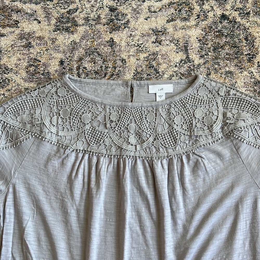 J. Jill soft gray top with lace detail Size S - Picture 3 of 6